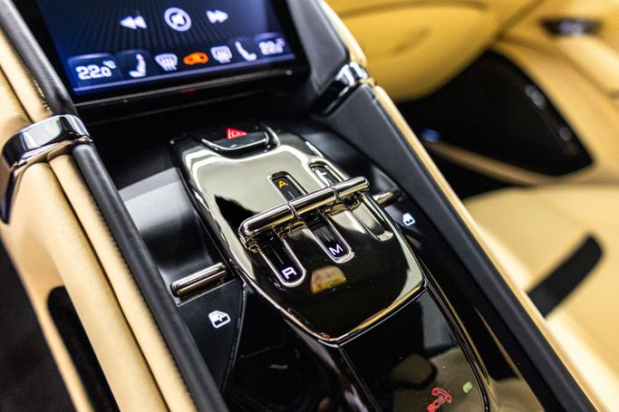 Подержанный Ferrari Roma, 3.9 л, 2021 в Дубае от PUPIL OF FATE MOTORS Голубой цвет. Европейская | AUTO.AE