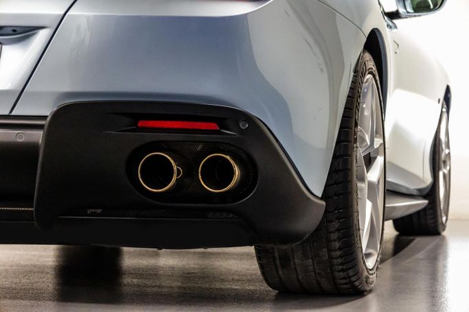 Подержанный Ferrari Roma, 3.9 л, 2021 в Дубае от PUPIL OF FATE MOTORS Голубой цвет. Европейская | AUTO.AE