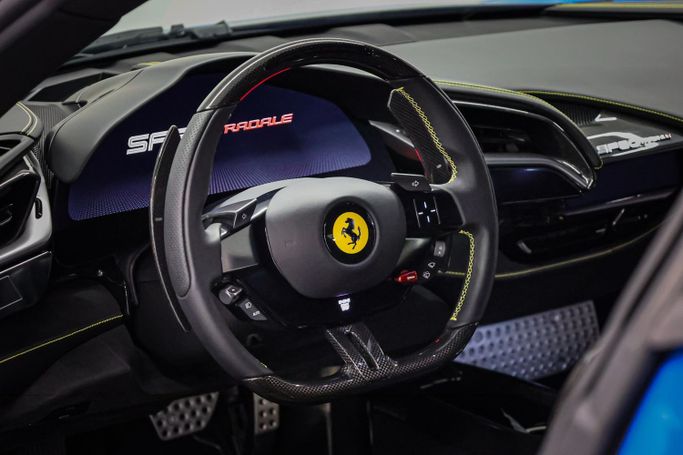Новый Ferrari SF90 Stradale I, 4.0 л, 2023 в Дубае от PUPIL OF FATE MOTORS Голубой цвет. GCC | AUTO.AE
