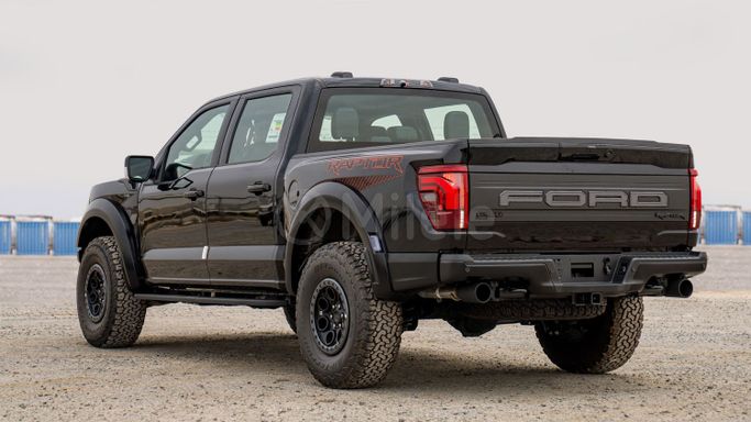 Новый Ford F-150 XIV Рестайлинг, 3.5 л, 2025 в Дубае от Milele Черный цвет. Other | AUTO.AE