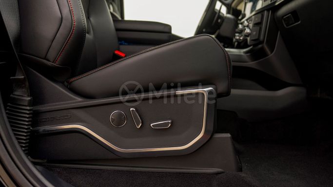 Новый Ford F-150 XIV Рестайлинг, 3.5 л, 2025 в Дубае от Milele Черный цвет. Other | AUTO.AE