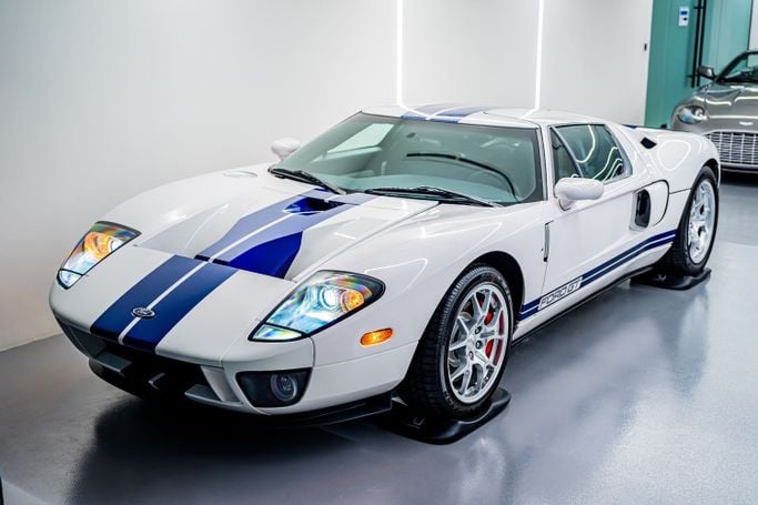 New Ford GT I, 5.4 l, 2005 in Dubai, White color. American Specs | AUTO.AE