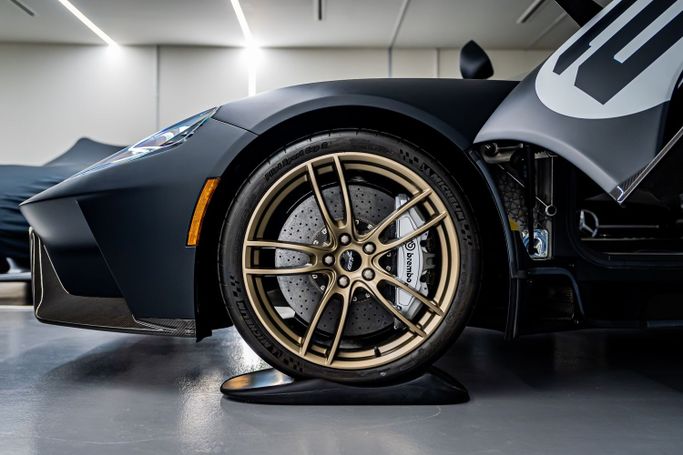 Новый Ford GT II, 3.5 л, 2017 в Дубае Черный цвет. Американская | AUTO.AE