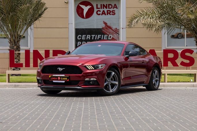 Подержанный Ford Mustang VI, 2.3 л, 2017 в Дубае от Linda Cars Красный цвет. GCC | AUTO.AE