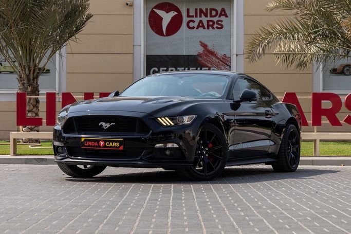 Подержанный Ford Mustang VI, 5.0 л, 2017 в Дубае от Linda Cars Черный цвет. GCC | AUTO.AE