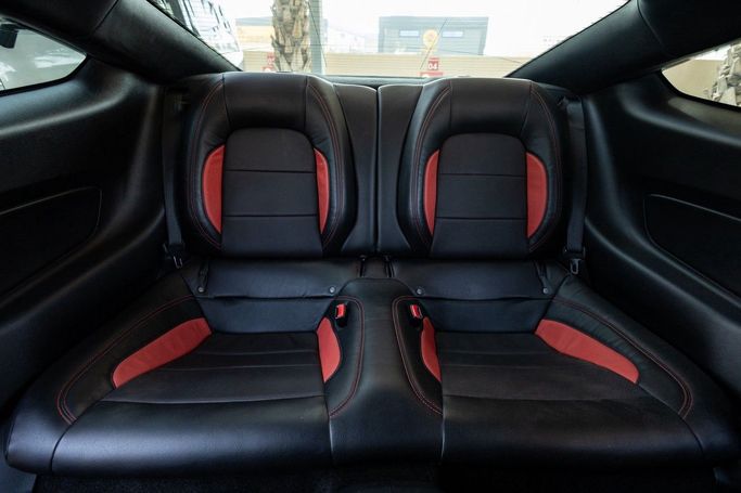 Подержанный Ford Mustang VI, 5.0 л, 2017 в Дубае от Linda Cars Черный цвет. GCC | AUTO.AE