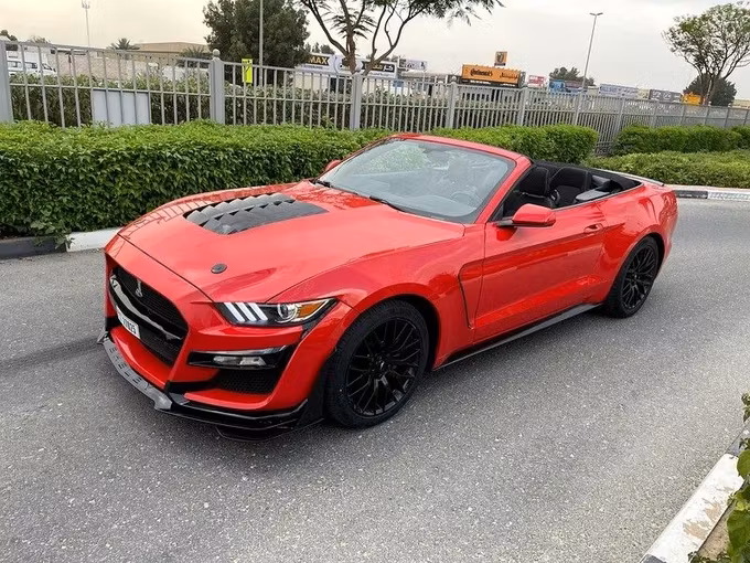 Подержанный Ford Mustang VI, 3.7 л, 2017 в Дубае от Shamil Motors Красный цвет. Американская | AUTO.AE