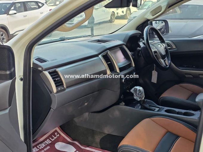 Подержанный Ford Ranger T6 Рестайлинг, 2.2 л, 2016 в Дубае от Alhamd Motors Белый цвет. Other | AUTO.AE
