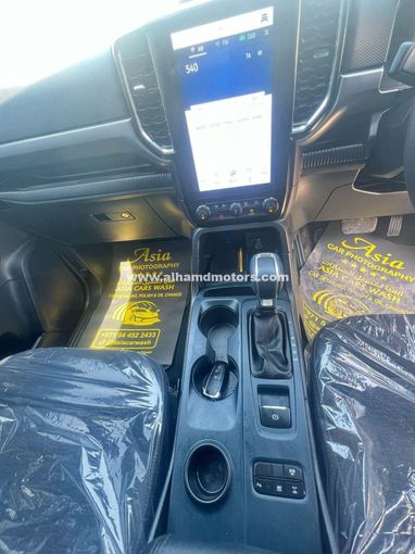 Подержанный Ford Ranger T6.2, 2.0 л, 2022 в Дубае от Alhamd Motors Серый цвет. Other | AUTO.AE