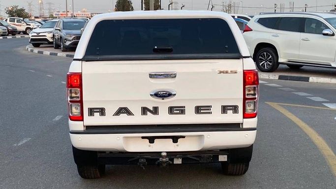 Подержанный Ford Ranger T6 Рестайлинг, 3.2 л, 2019 в Дубае от Alhamd Motors Белый цвет. Other | AUTO.AE