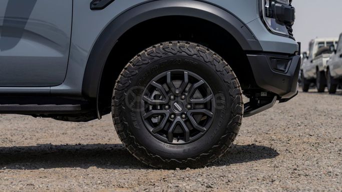 Новый Ford Ranger T6.2, 3.0 л, 2025 в Дубае от Milele Серый цвет. Other | AUTO.AE