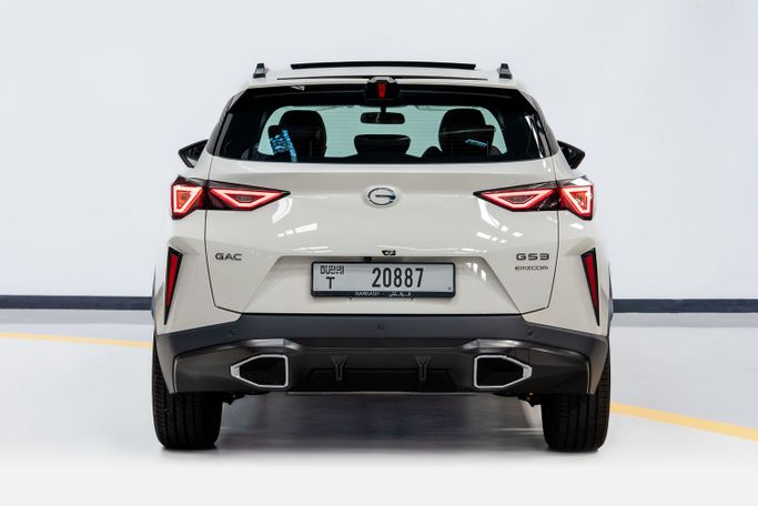 GAC GS3, 2025 внедорожник 5 дв. эконом класса в Дубае от POF RENTAL белый цвет | AUTO.AE