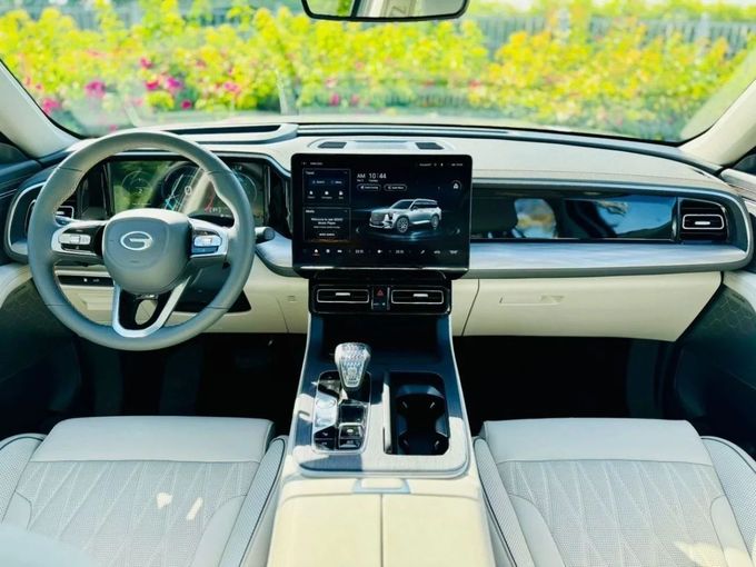 Новый GAC GS8 II, 2.0 л, 2025 в Дубае от Ideal Cars LLC Серебристый цвет. GCC | AUTO.AE