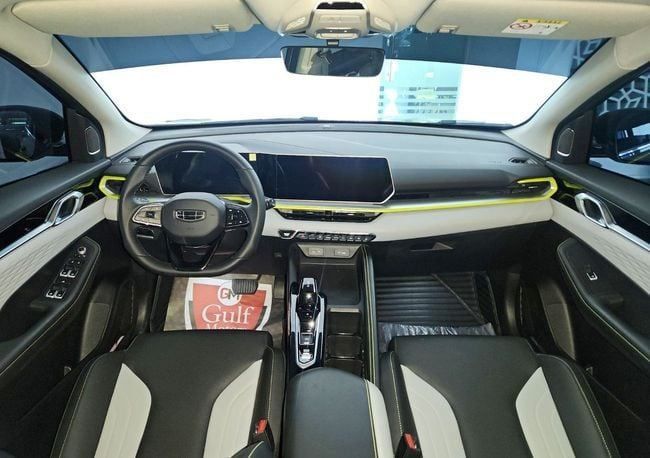 Used Geely Coolray I Facelift, 1.5 l, 2024 in Dubai by Gulf Motors, Silver color. GCC Specs | AUTO.AE