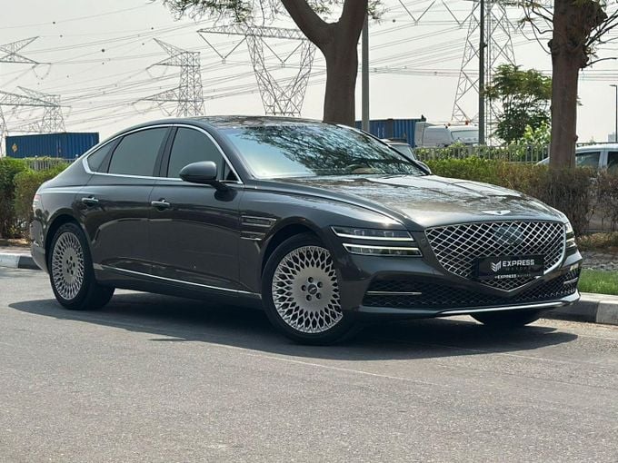 Подержанный Genesis G80 II, 2.5 л, 2023 в Дубае от Express Motors Черный цвет. Корейская | AUTO.AE