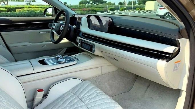 Used Genesis G90 II, 3.5 l, 2023 in Dubai by Q Motors, Green color. GCC Specs | AUTO.AE