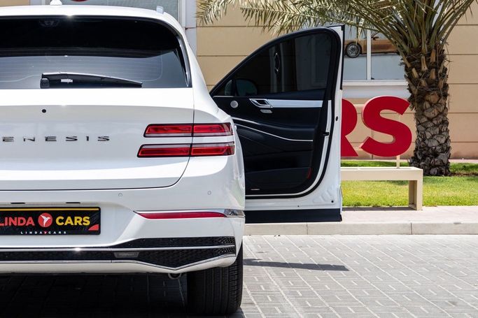 Подержанный Genesis GV80 I Рестайлинг, 2.5 л, 2024 в Дубае от Linda Cars Белый цвет. Корейская | AUTO.AE