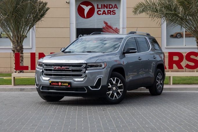 Used GMC Acadia II Facelift, 3.6 l, 2023 in Dubai by Linda Cars, Grey color. GCC Specs | AUTO.AE