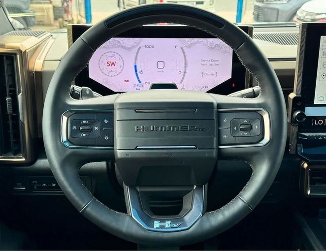 Новый GMC Hummer EV, 2024 в Дубае от SK Motors Серый цвет. Американская | AUTO.AE