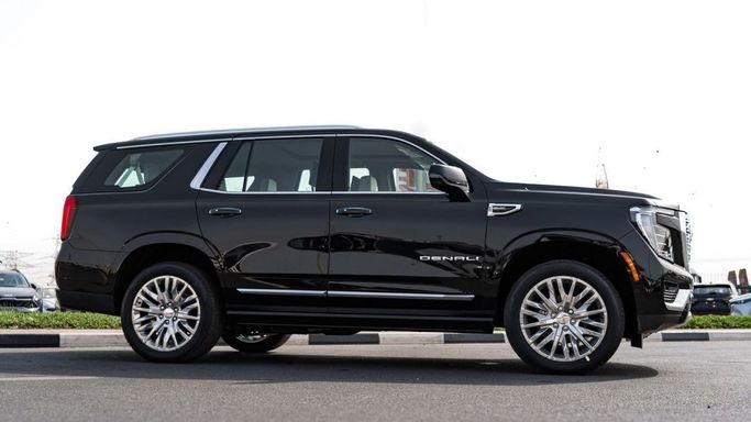 New GMC Yukon XL V Facelift, 5.3 l, 2025 in Dubai by Altass Motors, Black color. Other | AUTO.AE