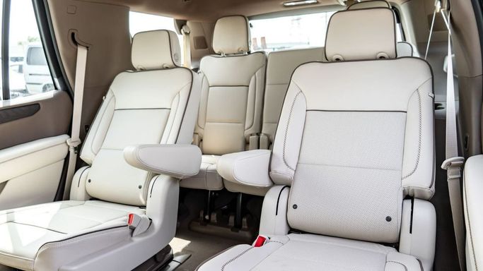 New GMC Yukon XL V Facelift, 6.2 l, 2025 in Dubai by Altass Motors, Black color. Other | AUTO.AE