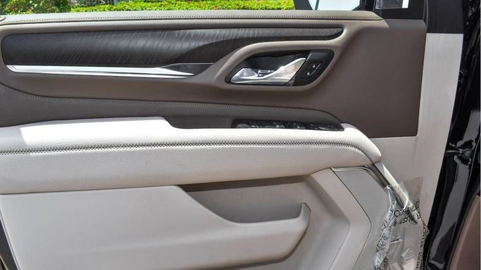 New GMC Yukon V, 6.2 l, 2024 in Dubai by Najem Motors, Black color. GCC Specs | AUTO.AE