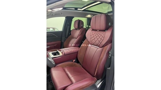 Used Hongqi E-HS9, 2021 in Dubai by Quatro Motors, Black color.  | AUTO.AE
