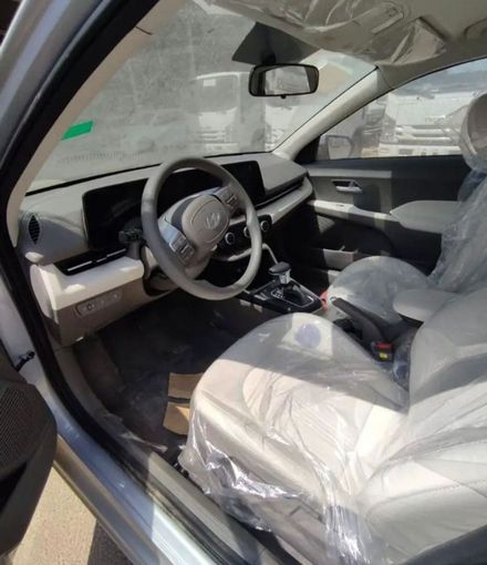 Новый Hyundai Accent VI (BN7), 1.5 л, 2024 в Дубае от Mohamed Hakim Motors Белый цвет. GCC | AUTO.AE