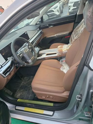 Новый Hyundai Azera III Рестайлинг, 3.5 л, 2024 в Дубае от Mohamed Hakim Motors Серый цвет. GCC | AUTO.AE