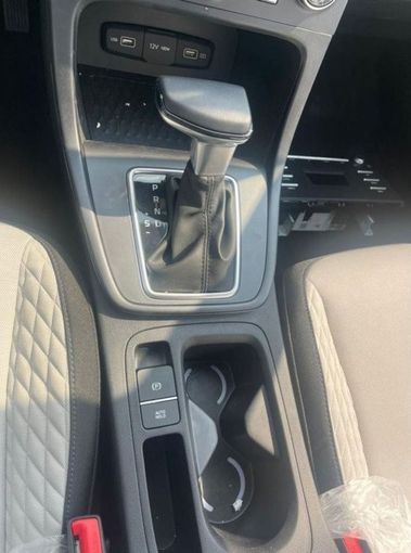 Новый Hyundai Creta II, 1.5 л, 2023 в Дубае от Mohamed Hakim Motors Синий цвет. Other | AUTO.AE