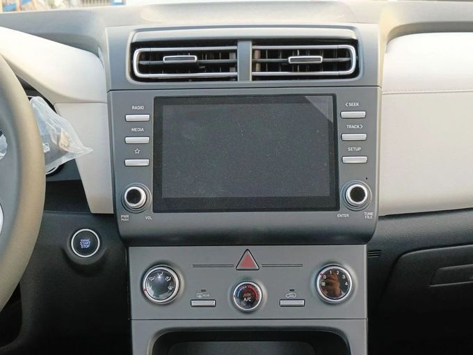 New Hyundai Creta II, 1.6 l, 2023 in Dubai by SK Motors, Grey color. GCC Specs | AUTO.AE
