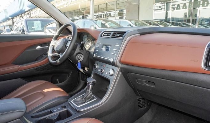 Новый Hyundai Creta II, 1.5 л, 2023 в Дубае от Saad Idan Motors Белый цвет.  | AUTO.AE