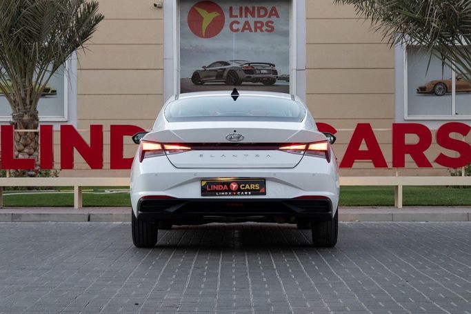 Used Hyundai Elantra VII (CN7), 1.6 l, 2023 in Dubai by Linda Cars, White color. GCC Specs | AUTO.AE