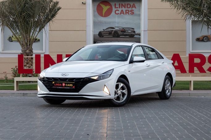 Used Hyundai Elantra VII (CN7), 1.6 l, 2023 in Dubai by Linda Cars, White color. GCC Specs | AUTO.AE