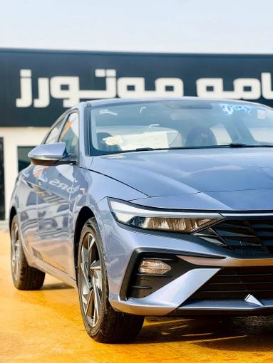 Новый Hyundai Elantra VII (CN7) Рестайлинг, 1.5 л, 2023 в Дубае от ANDIAMO MOTORS FZE Тёмно-синий цвет. Китайская | AUTO.AE