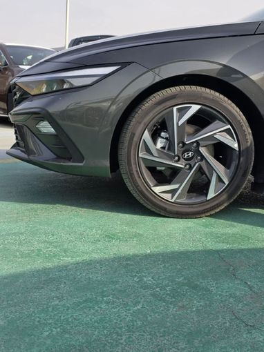Новый Hyundai Elantra VII (CN7) Рестайлинг, 1.5 л, 2025 в Дубае от Mohamed Hakim Motors Черный цвет. Other | AUTO.AE