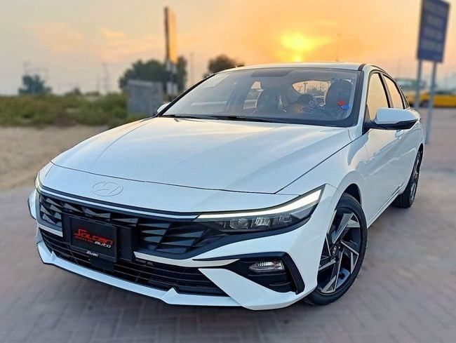 Новый Hyundai Elantra VII (CN7), 1.6 л, 2025 в Дубае от Soltan Auto Белый цвет. Китайская | AUTO.AE