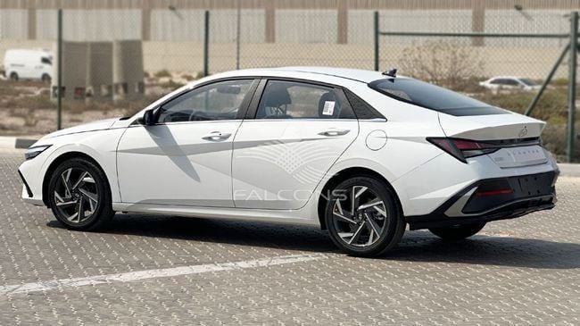 Новый Hyundai Elantra VII (CN7) Рестайлинг, 1.6 л, 2025 в Дубае от Falcons GT Motors FZCO Белый цвет. Китайская | AUTO.AE