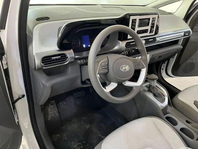 Новый Hyundai Grand Starex I Рестайлинг 2, 2.4 л, 2021 в Дубае от Mohamed Hakim Motors Белый цвет. Other | AUTO.AE