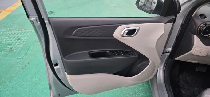 Новый Hyundai i10 III Рестайлинг, 1.2 л, 2024 в Дубае от Mohamed Hakim Motors Белый цвет. GCC | AUTO.AE