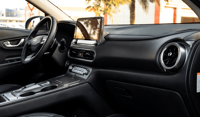Новый Hyundai Kona I Рестайлинг, 2023 в Дубае от Altass Motors Черный цвет. GCC | AUTO.AE