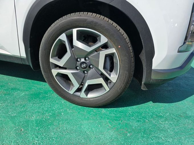 Новый Hyundai Palisade I Рестайлинг, 3.5 л, 2024 в Дубае от Mohamed Hakim Motors Белый цвет. Other | AUTO.AE