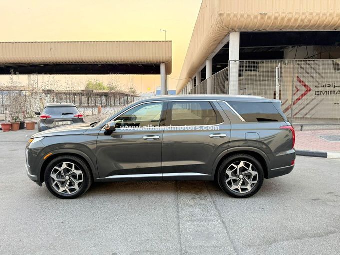 Подержанный Hyundai Palisade I, 3.8 л, 2021 в Дубае от Alhamd Motors Серый цвет. Американская | AUTO.AE