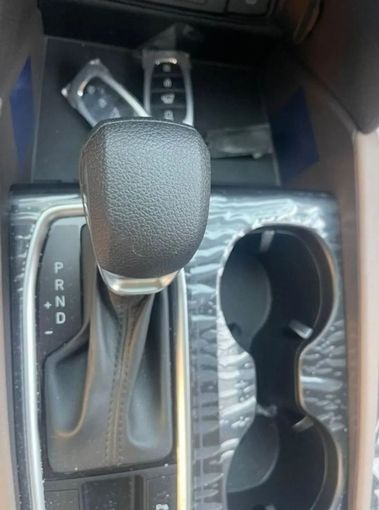 Новый Hyundai Santa Fe IV Рестайлинг, 3.5 л, 2023 в Дубае от Mohamed Hakim Motors Серебристый цвет. GCC | AUTO.AE