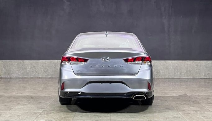 Подержанный Hyundai Sonata VIII (DN8), 2.2 л, 2019 в Дубае Серый цвет. Американская | AUTO.AE