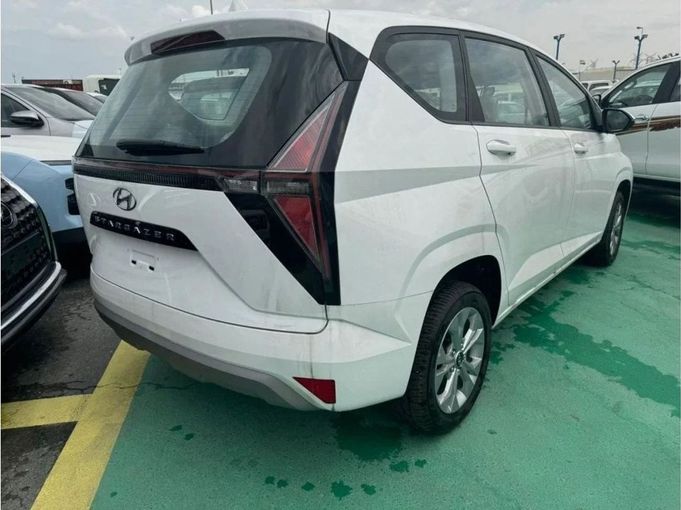 Новый Hyundai Stargazer, 1.5 л, 2024 в Дубае от Mohamed Hakim Motors Белый цвет. Other | AUTO.AE