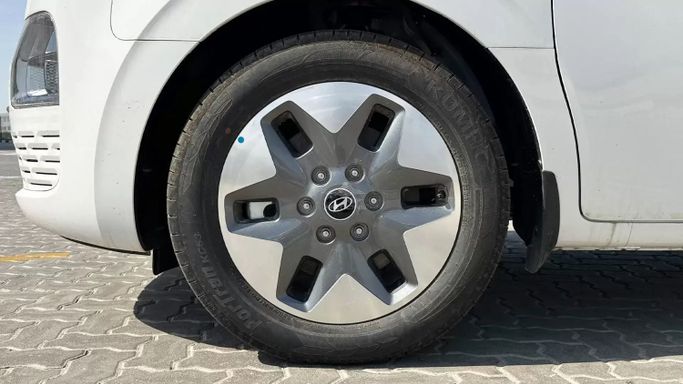 Новый Hyundai Staria, 3.5 л, 2025 в Дубае от Falcons GT Motors FZCO Белый цвет. Other | AUTO.AE