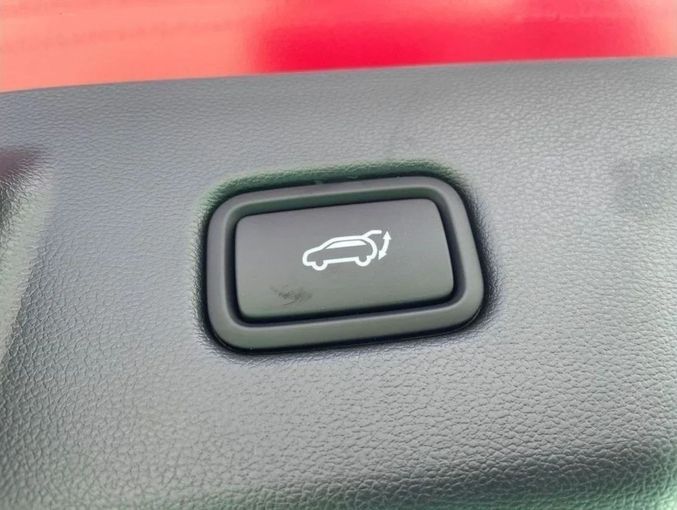 Новый Hyundai Tucson IV, 1.6 л, 2022 в Дубае от Mohamed Hakim Motors Красный цвет. GCC | AUTO.AE