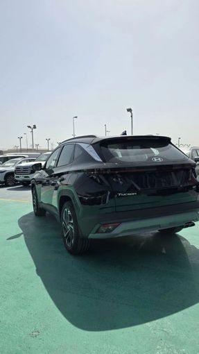 Новый Hyundai Tucson IV Рестайлинг, 1.5 л, 2025 в Дубае от Mohamed Hakim Motors Черный цвет. GCC | AUTO.AE