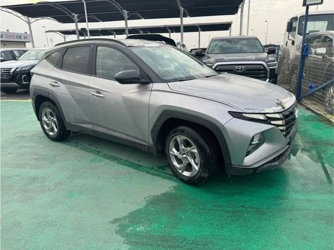 Новый Hyundai Tucson IV, 1.6 л, 2022 в Дубае от Mohamed Hakim Motors Серебристый цвет. Other | AUTO.AE